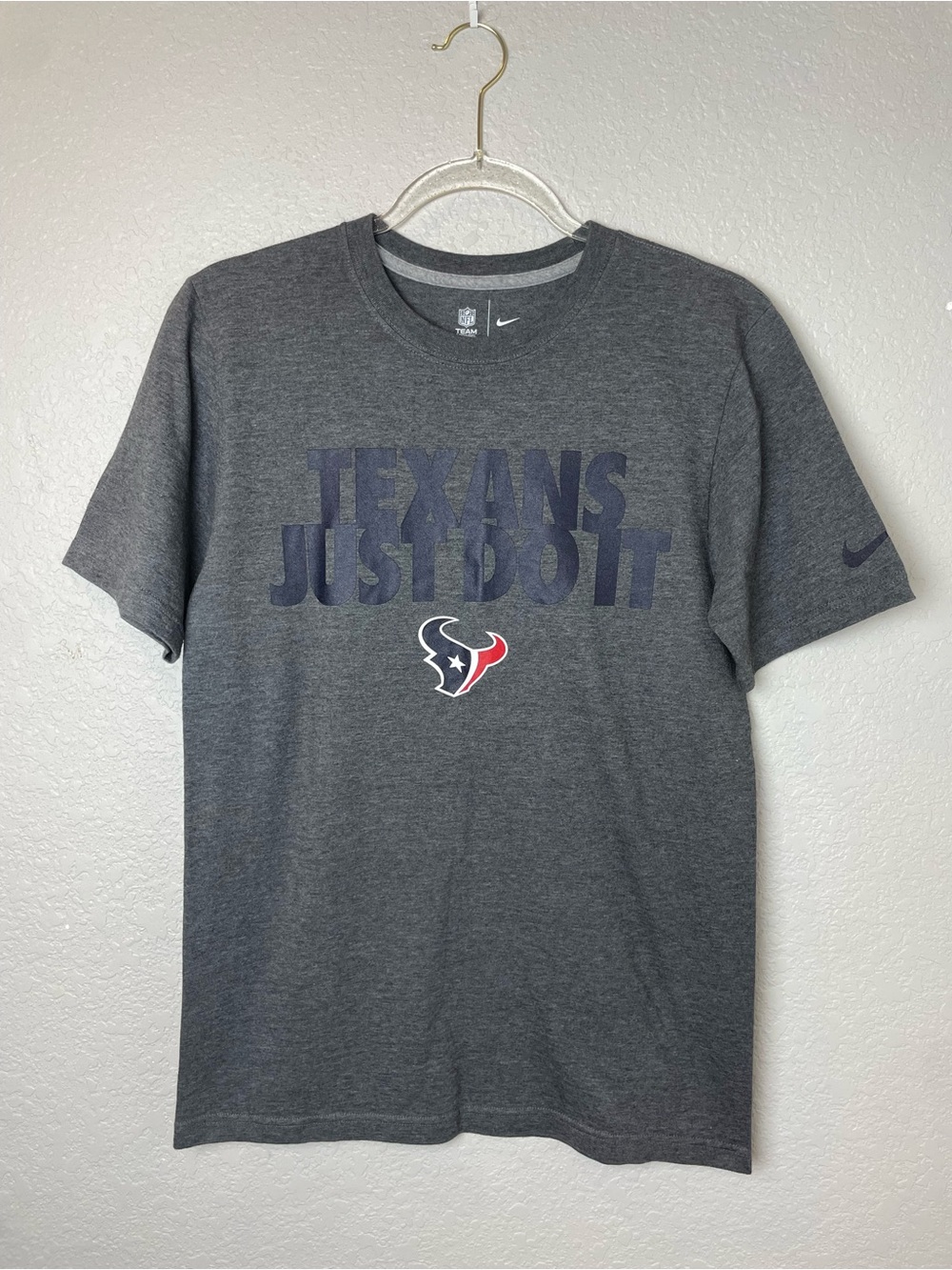 NFL Gray Houston Texans 'Texans Just Do It' Graphic Tee Size S - Picture 1 of 6